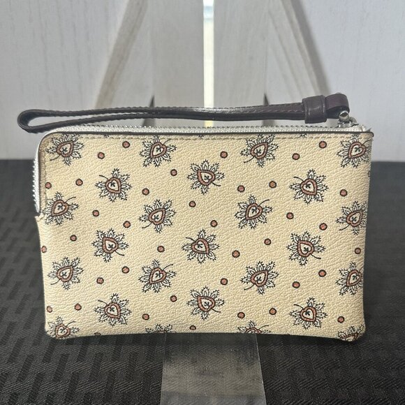 Coach Forest Bud Print Corner Zip Wristlet in Coated Canvas - Picture 2 of 9